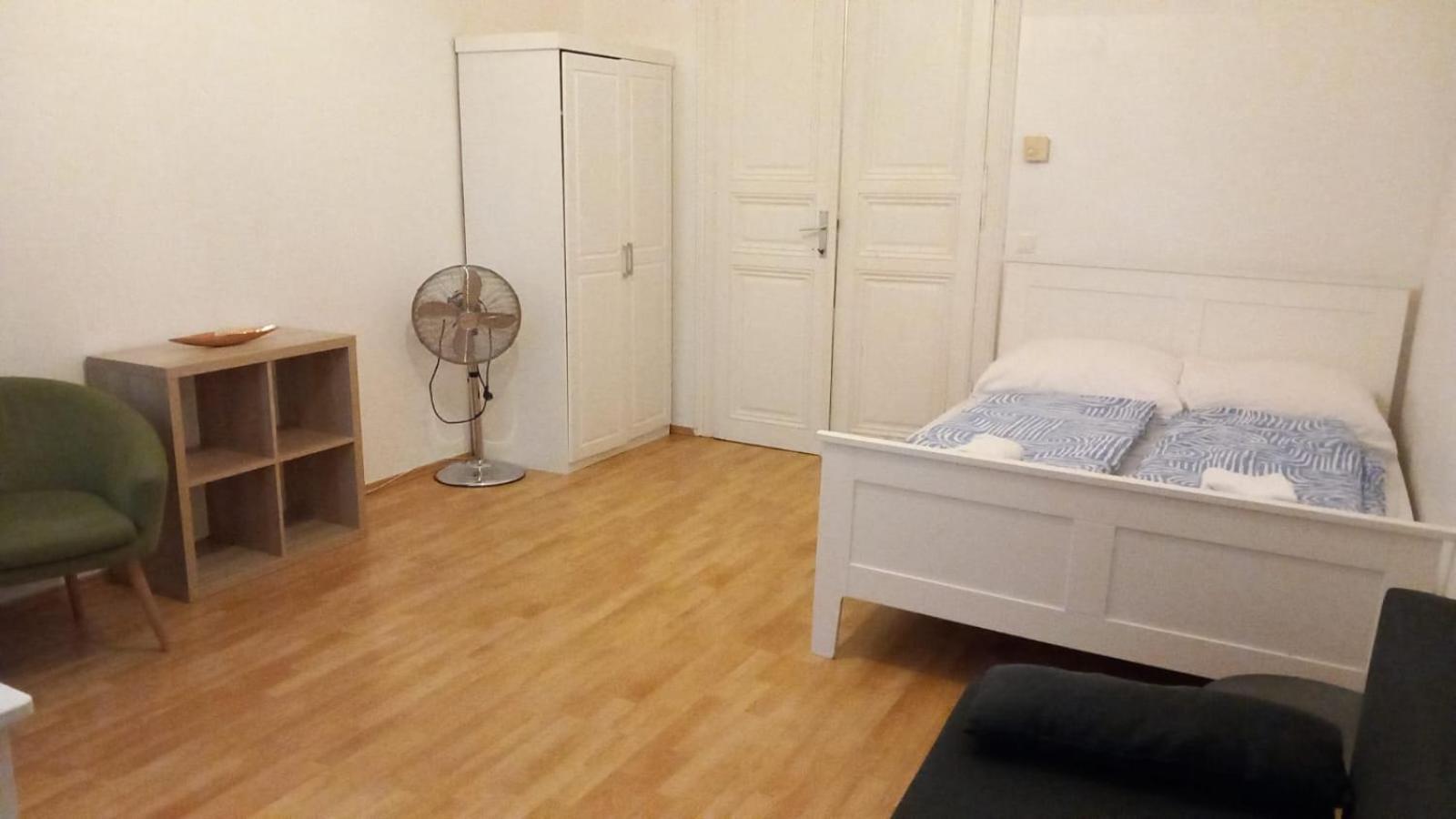 Quiet Comfort: 1 Bedroom With Style Apartament Wiedeń