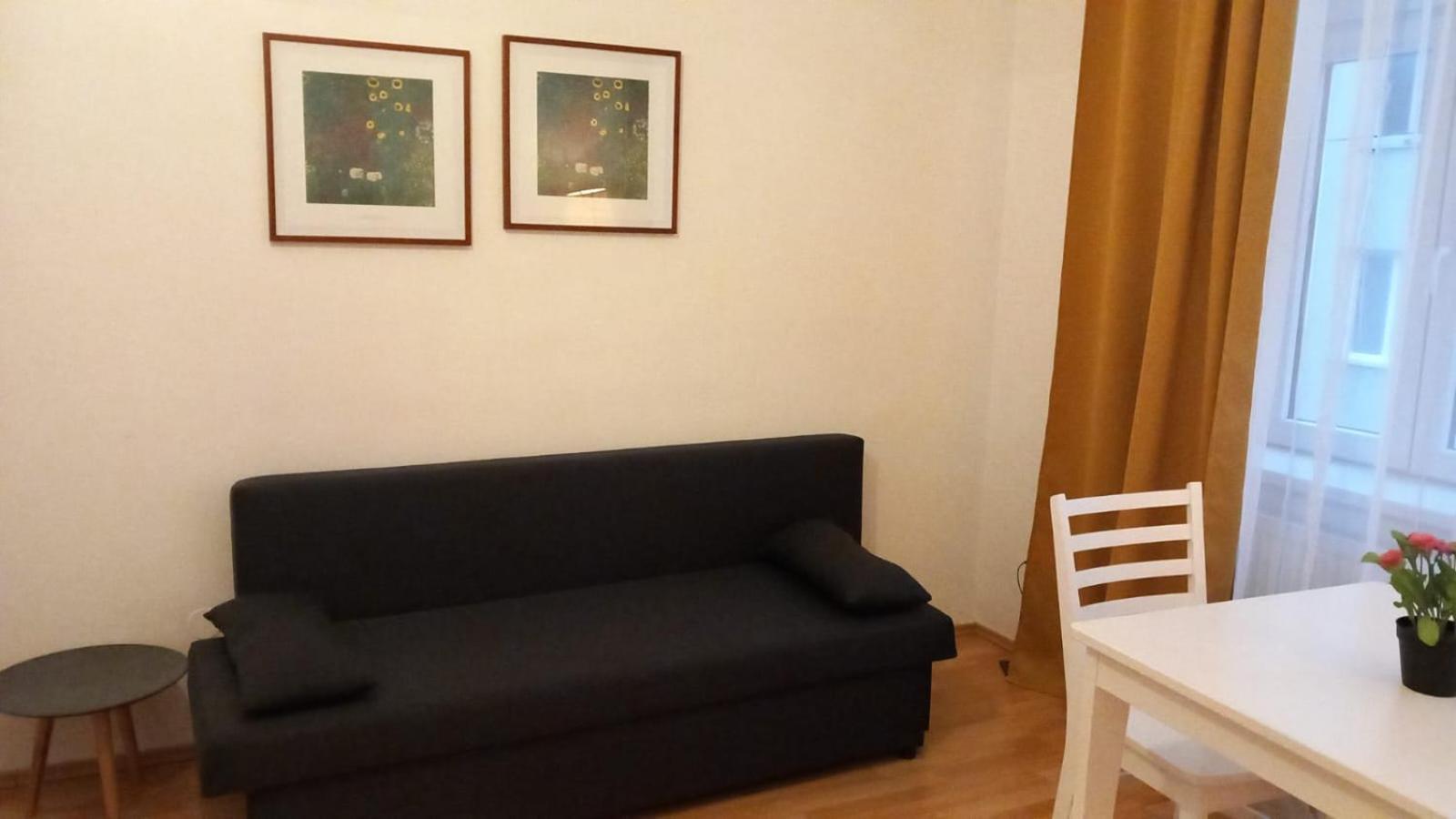 Quiet Comfort: 1 Bedroom With Style Apartmán